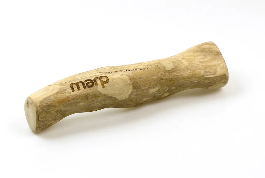 Marp Holistic Kávové dřevo M (70–100 g) – přírodní žvýkací pochoutka pro psy z kávovníkového dřeva
